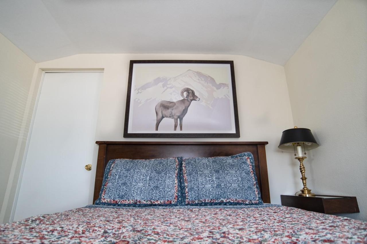 Mt Williamson Motel And Basecamp 인디펜던스 외부 사진